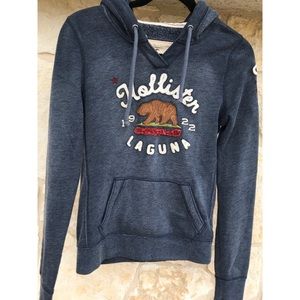 Hollister pullover hoodie